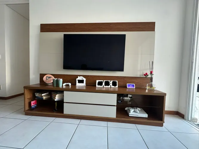 Painel com Rack para TV
