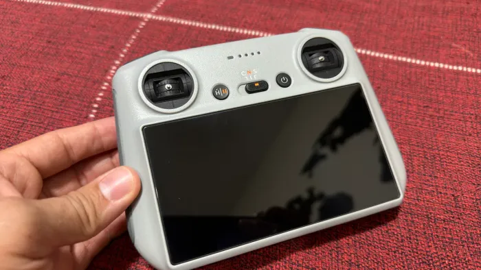 Controle DJI RC com Tela HD 5.5" (Modelo RM330) - Para DJI Mini 3, Mini 4 Pro, Air 2S