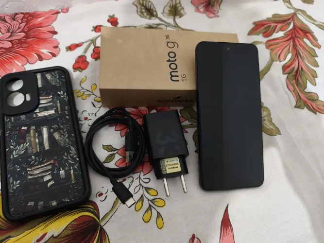 Celular Motorola moto G35