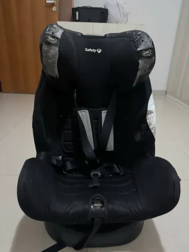 Cadeirinha de criança para o carro