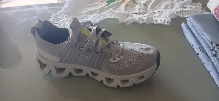 On shoes Cloudswift 4