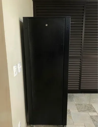 Rack - Servidor TIBIX