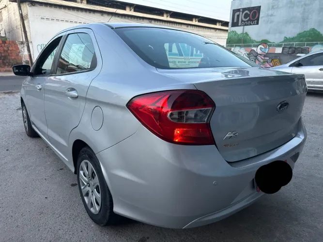 Ford KA+ Sedan 1.0 Tivct Flex 4P 2015