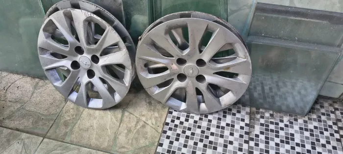 Calotas do Onix original aro 15