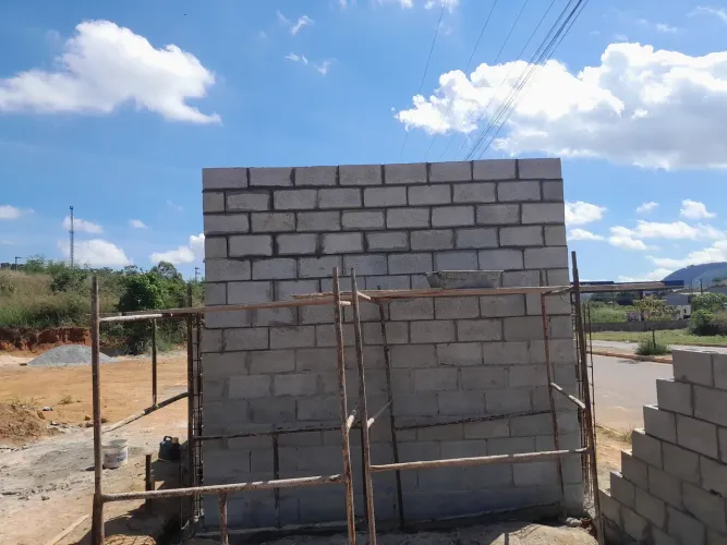 Trabalho de pedreiro