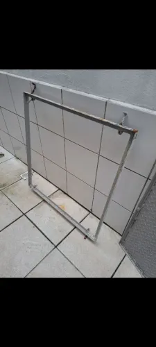 Tampa de ferro 