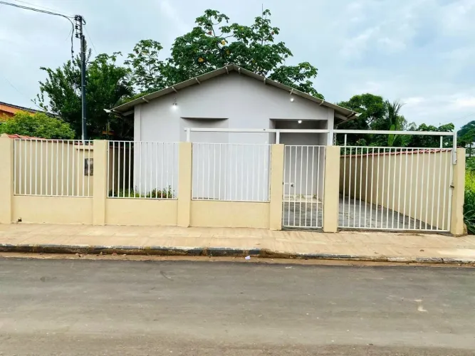 Imóvel Comercial para Venda em Epitaciolândia, Liberdade, 2 banheiros