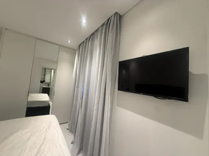Apartamento para aluguel anual na Praia Brava com 02 dormitórios