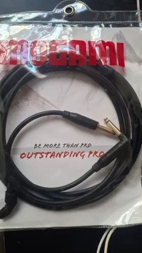 Cabo p10 mogami 3m