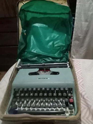 Máquina de escrever