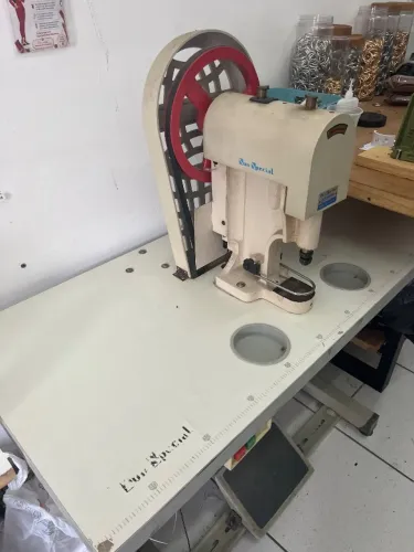 Máquina Sun Especial de Botão De Pressão 