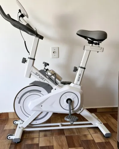 Bicicleta Ergométrica Spin Sport Branca- Excelente Estado <br>- Excelente Estado (Oport