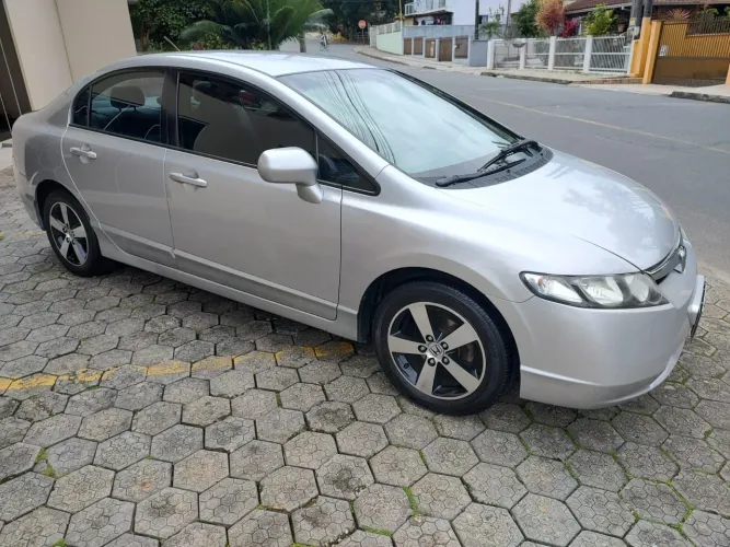 Honda Civic Sedan LXS 1.8/1.8 Flex 16V Mec. 4P 2007
