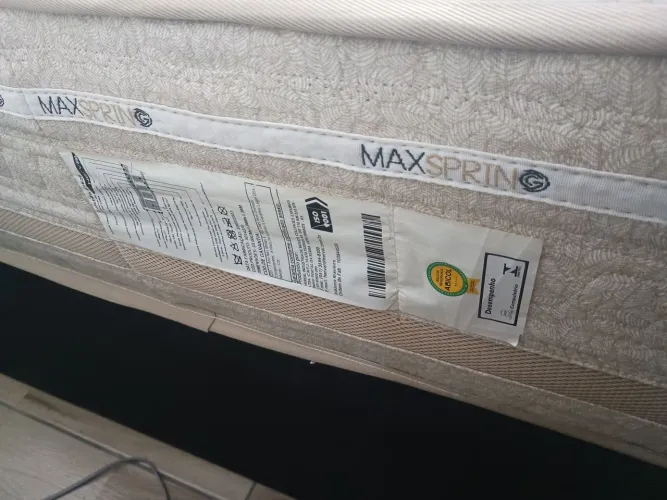 Colchão casal Maxspring+box novo