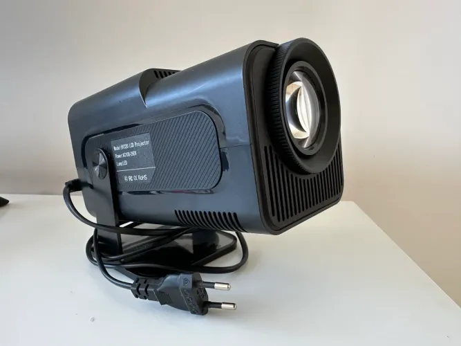Projetor HY320 - Perfeito estado