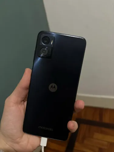 Mote e22 128gb está reiniciando 