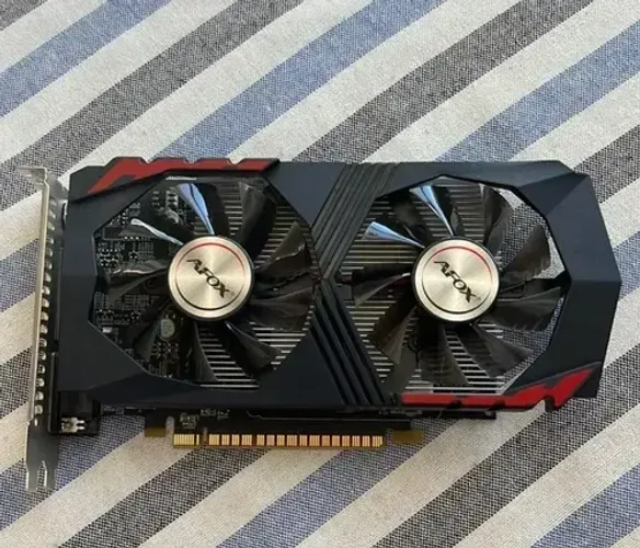 Placa de video modelo: GTX 1050TI 4G de Ram USADA