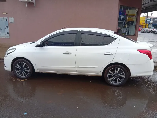 Nissan Versa Unique 1.6 16V Flexstart 4P Aut. 2018