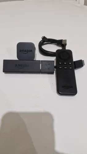 Amazon Fire TV Stick Full HD em Bom Estado