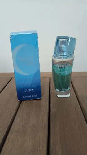 Perfume navigo moon jafra
