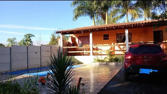 Chácara em Araçoiaba da Serra em Sorocaba, 01 Dormitório, 10 vaga(s), 350m²