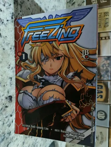 Freezing - coleção mangá