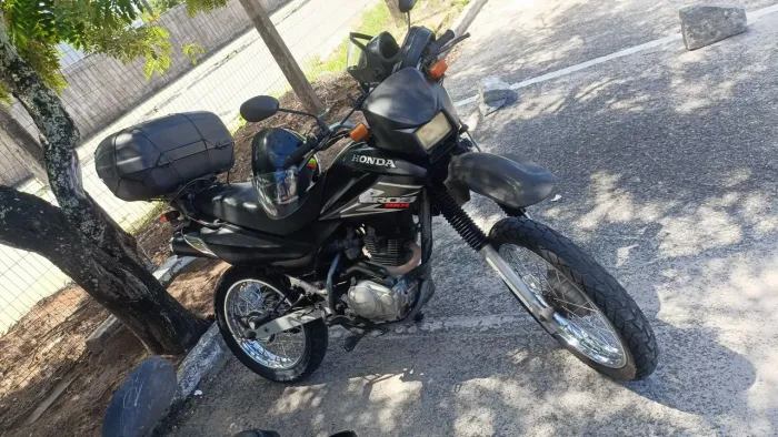 Bros 150cc partida elétrica 2006 - tanque de guerra