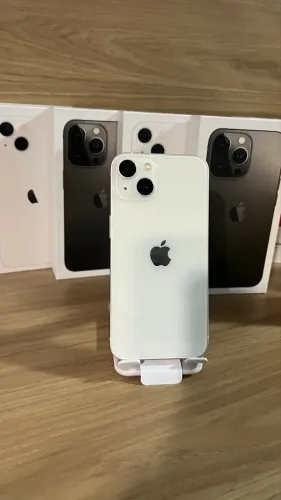 iPhone 13 - 128GB