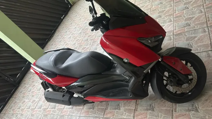 Yamaha XMAX 250