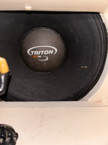 Médio Triton Mg 510