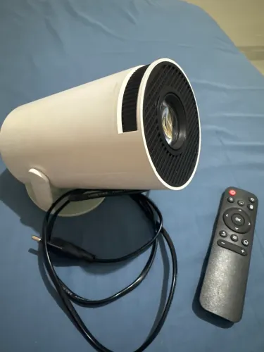 Projetor HY300-A 4K Android Wi-Fi Bluetooth Branco