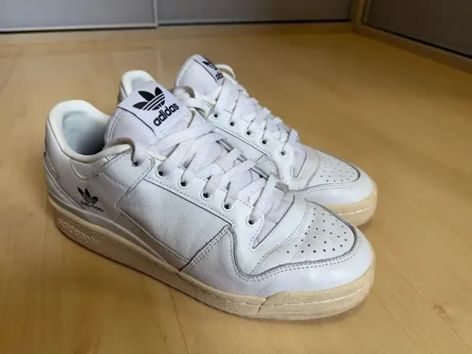 Tênis Adidas Forum 84 Low ADV No Stripes