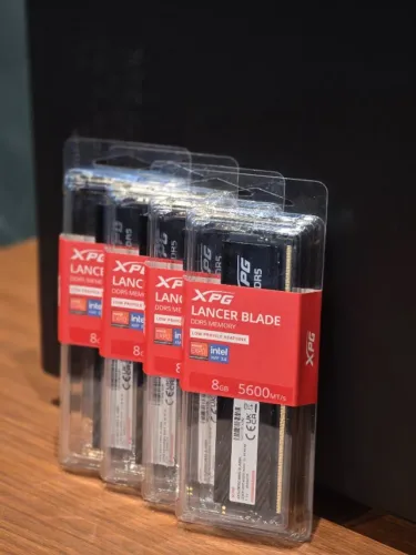 Memória RAM XPG Lancer Blade 8GB DDR5 5600MT/s
