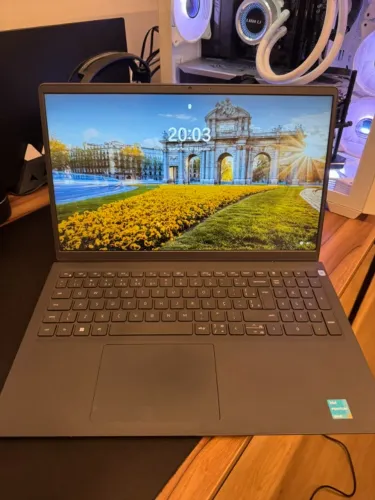 Notebook Dell Inspiron 3511 Pentium Gold 4gb 128ssd Cor Preto - Excelente