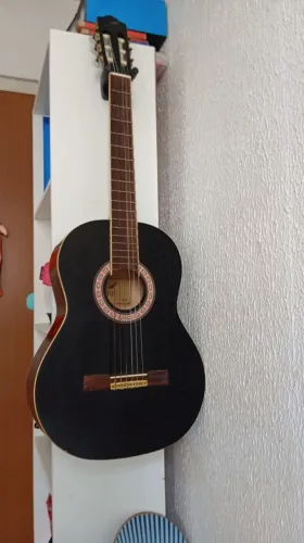 Violão NOVO de Nylon MAJU C-40