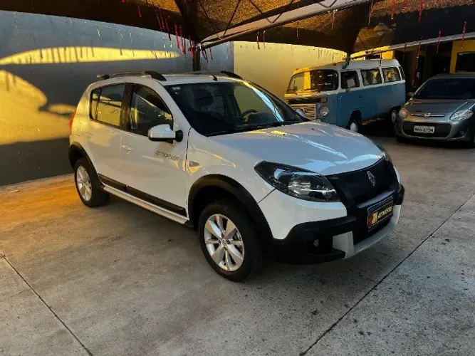 Renault Sandero Stepway Hi-power 1.6 8V 5P 2014