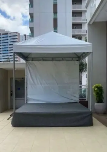 Alugar palco? Tenda? Material para eventos