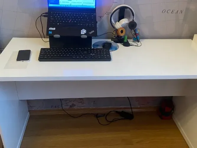 Mesa Escrivaninha de Escritório Tampo MDP 25mm Largura 136cm Berlin