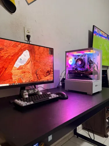 PC Gamer RYZEN 5 4600g + RX 6600 Monitor Ultragear c/ Periféricos