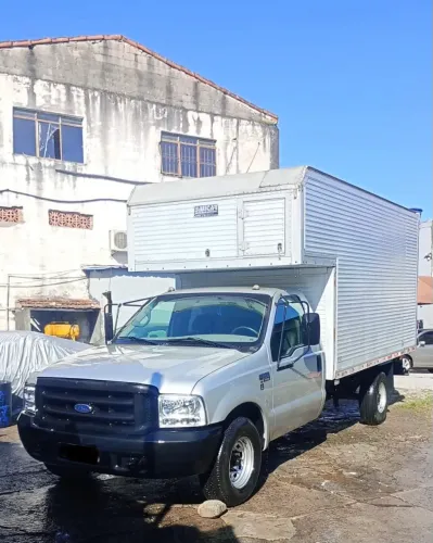 Ford F350 BAÚ ANO 2003