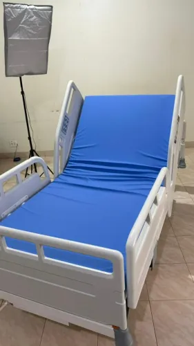 Cama elétrica/mecânica hospitalar para locação