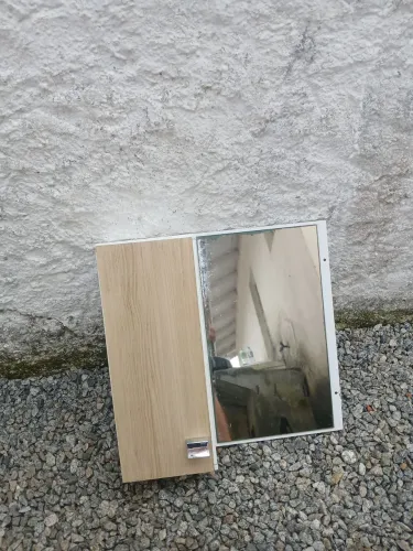 Espelheira de banheiro 50reais