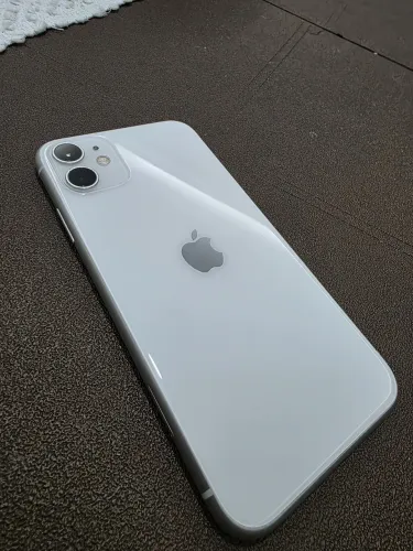 iPhone 11 (somente troca + volta pra mim) 