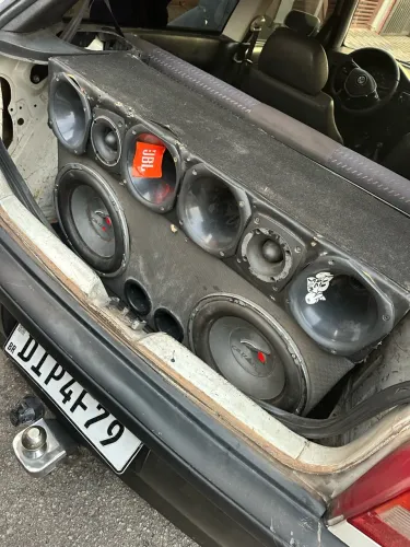 Som automotivo