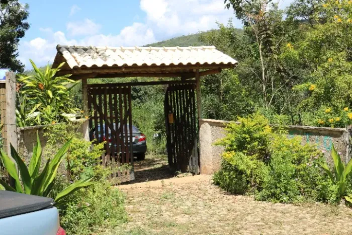 Sítio em Mateus Leme