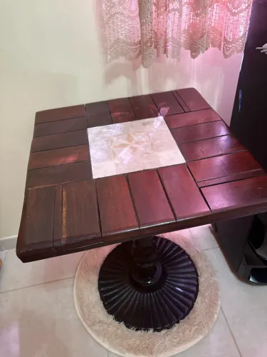Mesa lateral