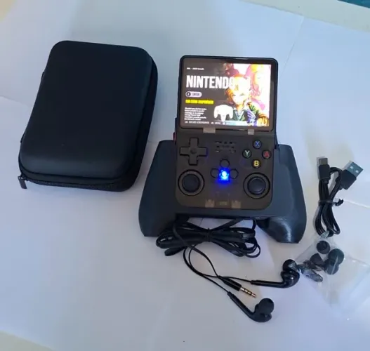 Console Portátil R36S com 15.000 jogos novo na caixa + Case + Fone de ouvido + Grip de mão