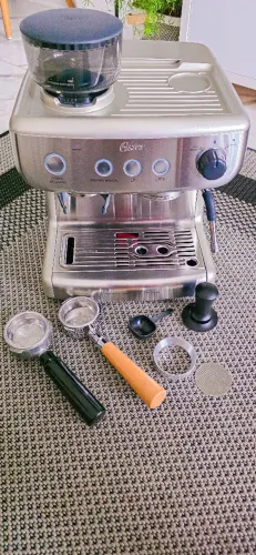 Cafeteira Espresso Oster Xpert Perfect Brew 220V + acessórios