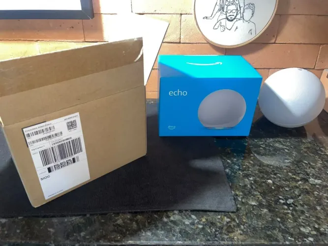 Amazon Echo com som Premium Hub ZigBee Alexa