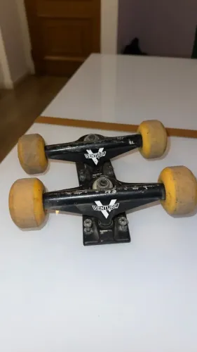 Truck Skate Venture 139mm + Roda Spitfire 53mm + Rolamento Bones Super Reds+ ...